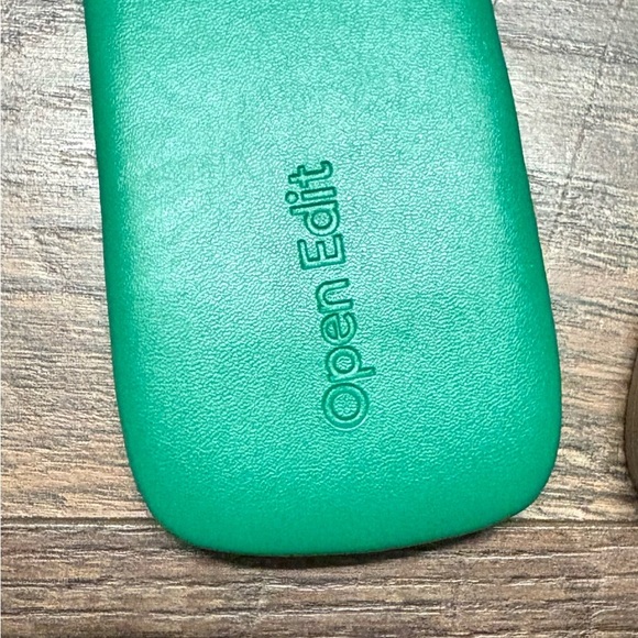 NWOT Open Edit Nordstrom Green Sandals Size 11 - Picture 2 of 4